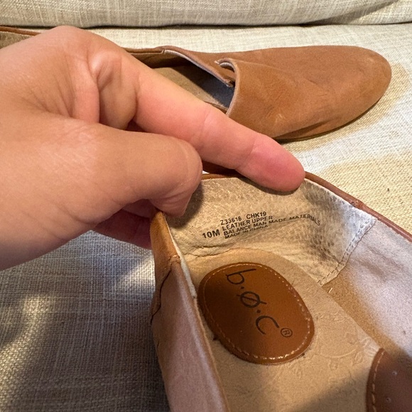 Very comfortable b.o.c. Leather suree loafer in tan - Picture 3 of 4
